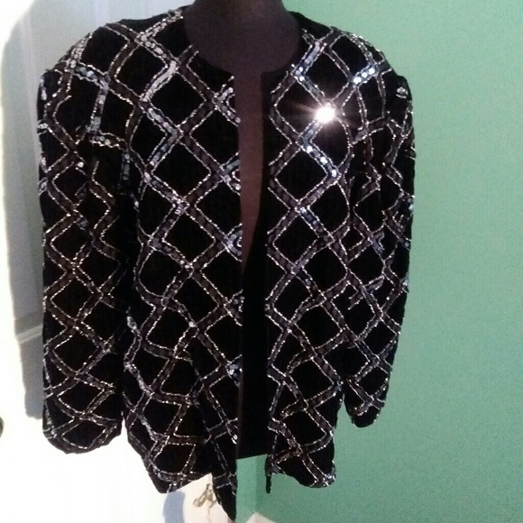 Jackets & Blazers - Stunning sequin jacket!